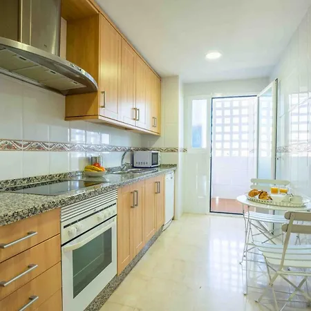 Infinity Sky - Premium Apartment *